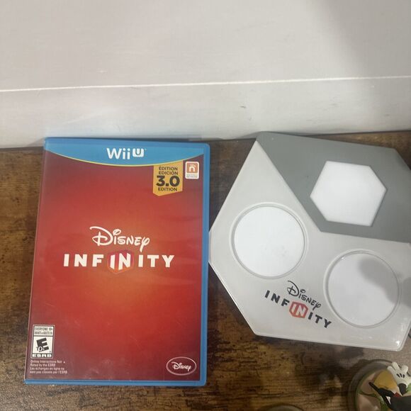 Disney Infinity 3.0 Mickey Mouse Minnie, Donald Duck, Frozen, Tinkerbell, Brave - Picture 9 of 10